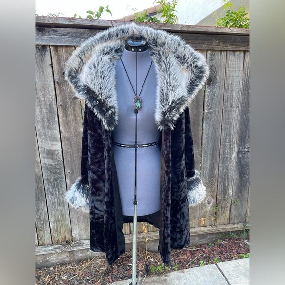 American Vintage Black and Gray Faux Fur Pea Coat - Picture 6 of 16